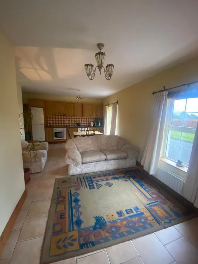 Dromkeal View Apartment Cork